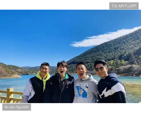 仲满平时训练像机关人，出门像有管家全程跟班，这反差真让人吃惊